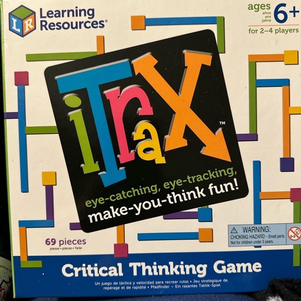 Blue and Green Puzzle Game for Critical Thinking